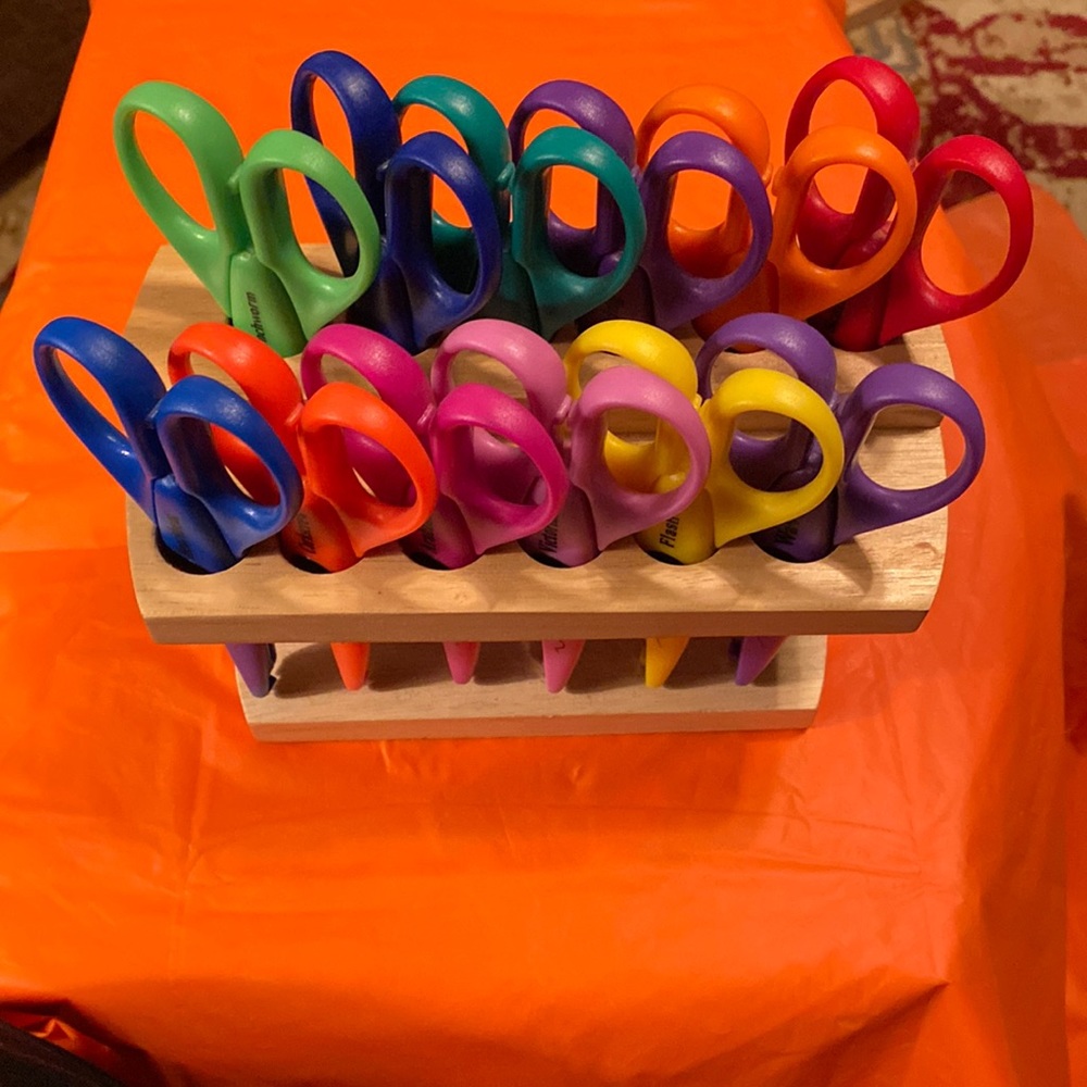 Crafting scissors-set of 12.